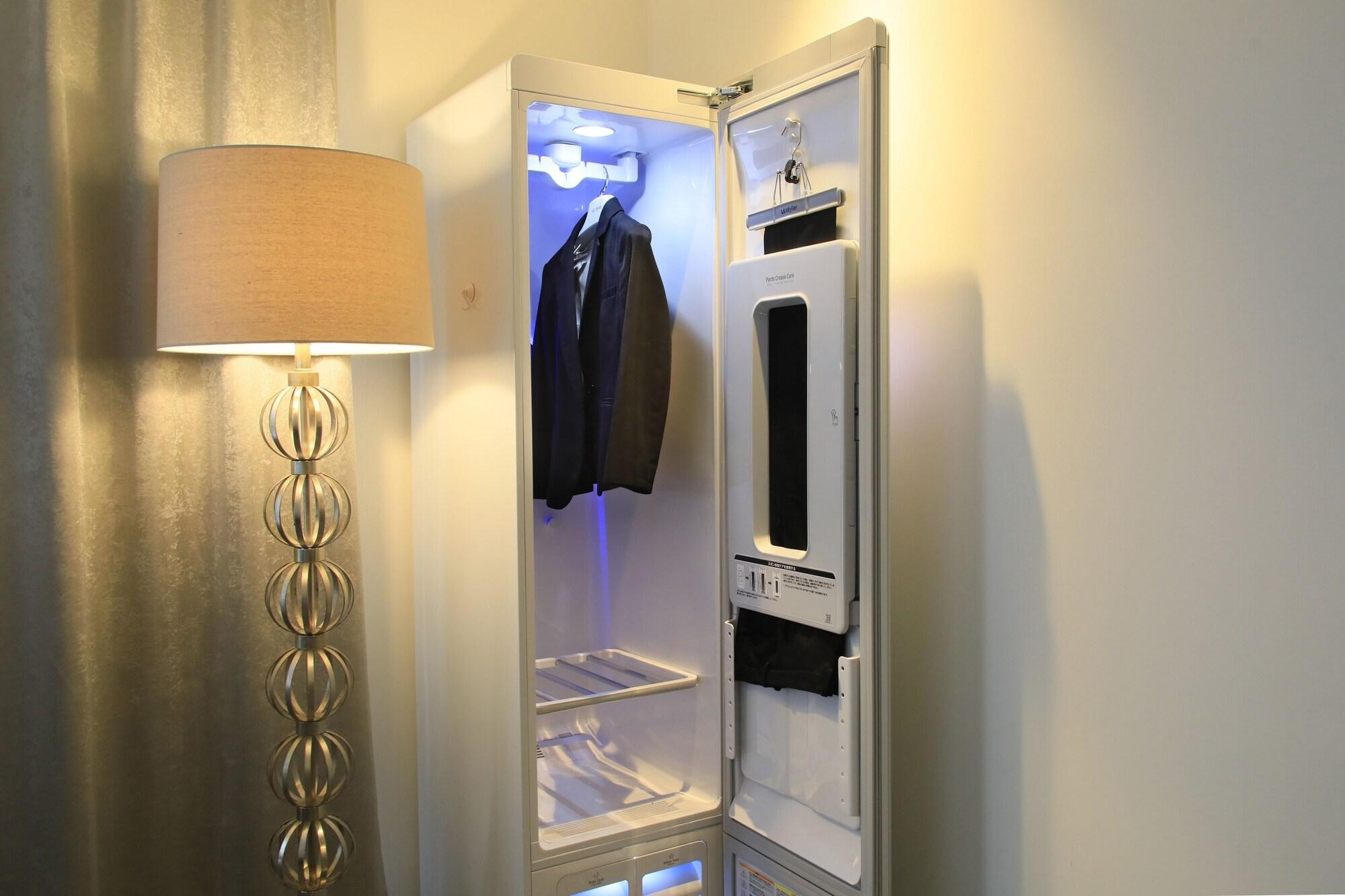 Capsulehotel Centurion Residential Tower