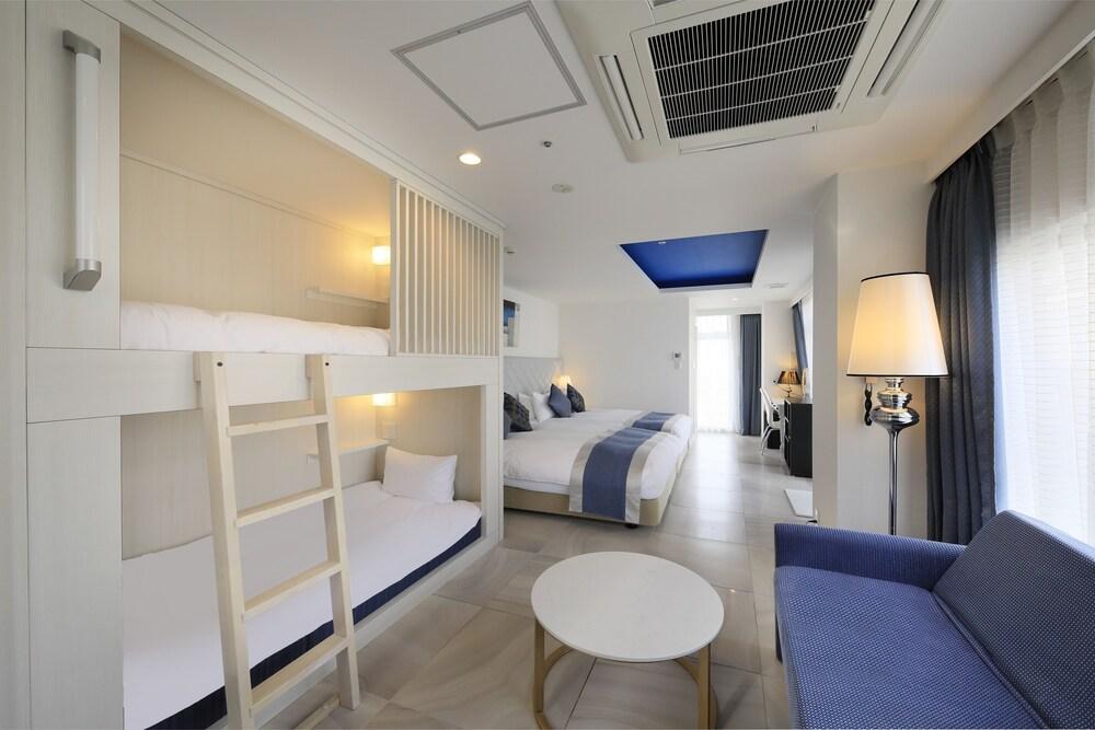 Capsulehotel Centurion Residential Tower 2*