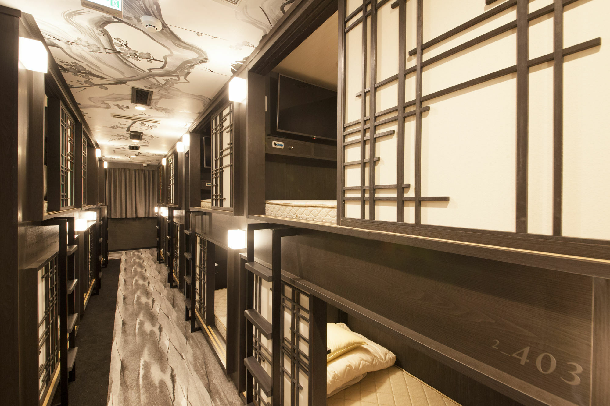 Centurion Residential Tower Capsulehotel