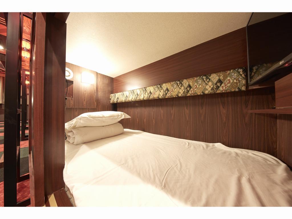 Centurion Residential Tower Hotel Cápsula 2*
